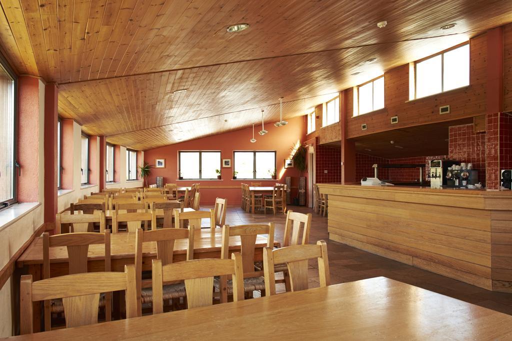 Hôtel Killary Adventure Centre à Leenaun Extérieur photo